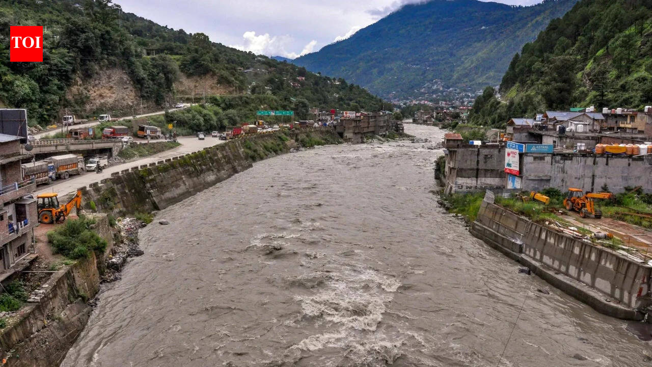 Himachal monsoon: 259 dead, 150 roads cut off, over Rs 1.2k crore loss in last 64 days