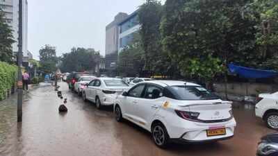 Gurgaon rain havoc: Waterlogging paralyses city again, traffic snarls on expressway