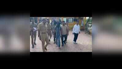 Five of interstate gang held in Samruddhi Expressway daylight dacoity in 3 days