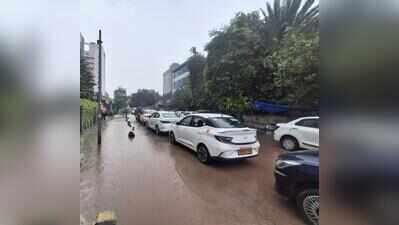 Heavy showers bring traffic to a crawl, trigger tailbacks in Gurgaon