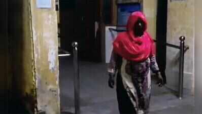 Health centre shut, woman forced to give birth outside in Faridabad