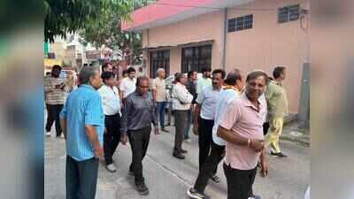 70-year-old ex-BJP councillor enters JMC polls as oldest candidate