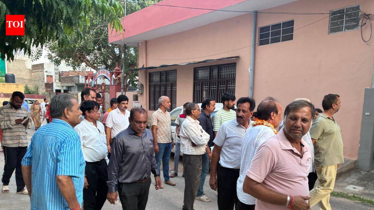 70-year-old ex-BJP councillor enters JMC polls as oldest candidate