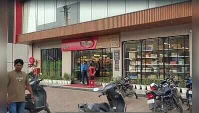 Reused oil, insects in veggies: Checks expose violations at five key eateries in Gurgaon