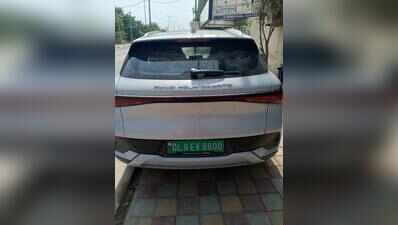 3-year-old girl out with mother to fetch water run over by car in Gurgaon