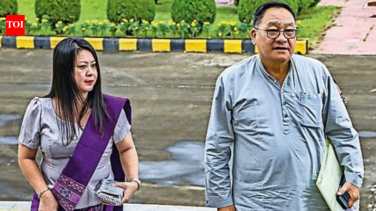 2 Kuki-Zo MLAs set foot in Imphal for 1st time in 3 years