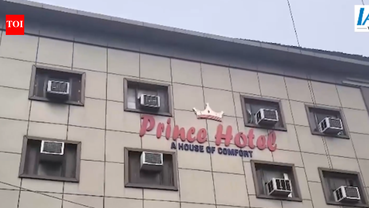 Woman found dead in pool of blood, man attempts suicide after duo checks in Delhi hotel