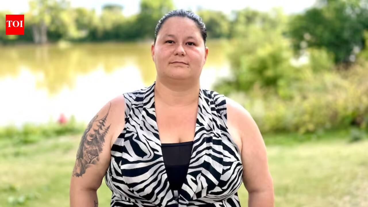 Winnipeg woman jumps into river to save drowning child &amp; father