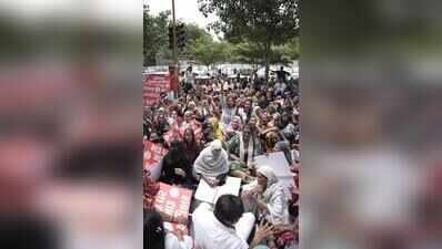18 months on, Chandola Lake evictees protest delay in housing allotment
