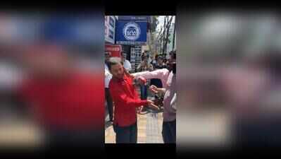 ‘I assaulted him because he was speaking wrong’: Ganesh mandal worker after attacking anti-noise campaigner on Tilak Road; CM & other netas condemn violence
