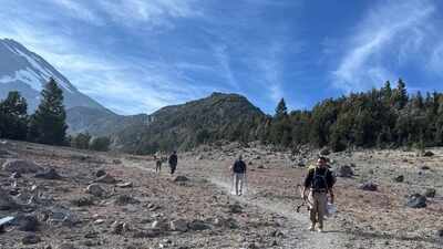 3 California hikers trusted AI to plan Mount Shasta climb; 8-hour trek became a 16-hour ordeal that left them injured, stranded overnight and ultimately rescued