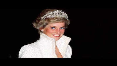Nearly 30 years after her death, Princess Diana’s personal belongings are going on display
