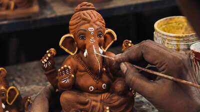 Waking the clay: How Dhoolpet’s kalakaars breathe life into Bappa