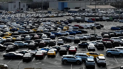 US automakers urge Congress to ban sale of Chinese cars in America