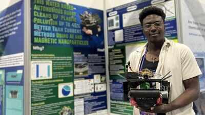 A 17-year-old Canadian student built an AI-powered water robot that uses magnetic liquid to find plastic without harming aquatic life
