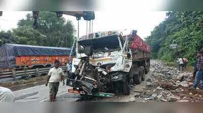 Railway employee killed in Ramgarh’s Chutupalu valley as truck ploughs into vehicles