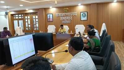 Lens on photo fudging, duplicate attendance in VB-G RAM G works in Latehar
