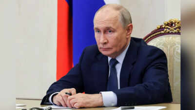 Putin orders 3-day pause in strikes on Kyiv as US delegation arrives in Russia