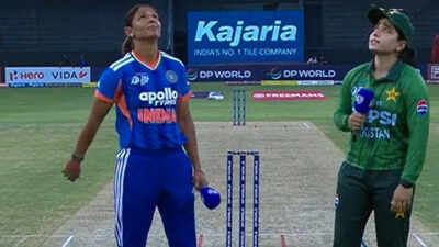 India vs Pakistan: ‘No handshake’ again — Harmanpreet Kaur, Fatima Sana avoid customary gesture at Asia Cup toss