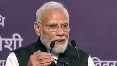 'Jhooth ki goonj': PM Modi takes swipe at Rahul, attacks 'mai-baap' culture