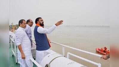 As rivers swell, CM asks ministers to stay put in flood-hit districts
