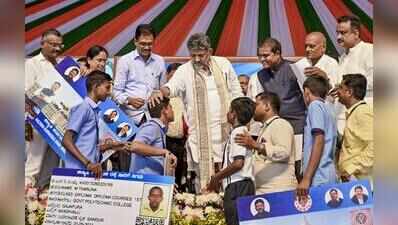 ‘Call me praja sevaka’: DK Shivakumar launches prajaseva to redress public woes