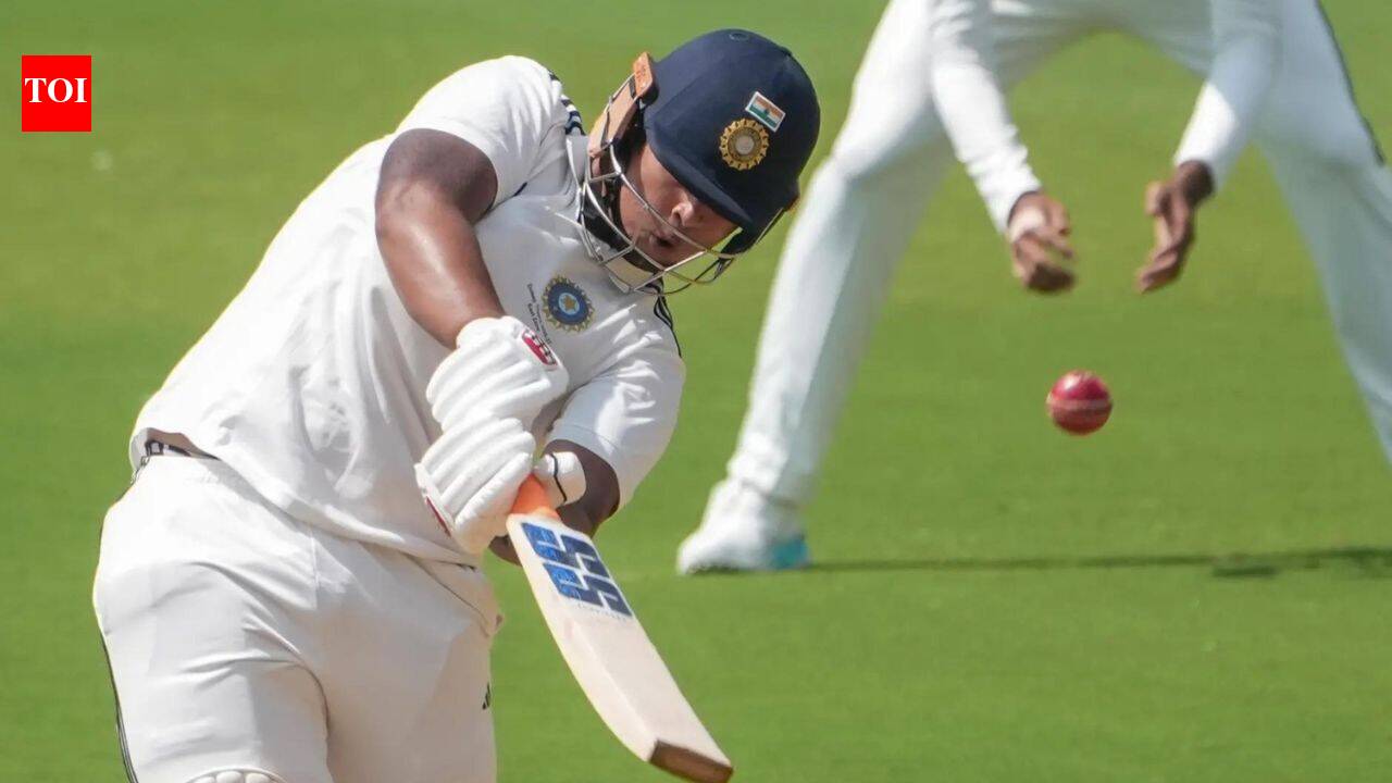 Vaibhav Sooryavanshi Impresses in Duleep Trophy Final Against Mohammed Siraj