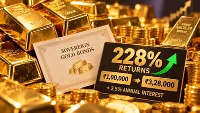 Gold bond bought at Rs 4,682 now worth Rs 15,334: SGB gives 228% return, Rs 1 lakh becomes Rs 3.28 lakh, plus 2.5% annual interest; premature redemption due September 7