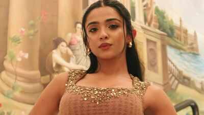 Apoorva Mukhija aka Rebel Kid opens up on Coachella kalawa controversy, calls it her ‘breaking point’: ‘I don’t think Bhagwaan ko fark padta hai agar maine koi dhaga kaat diya to’