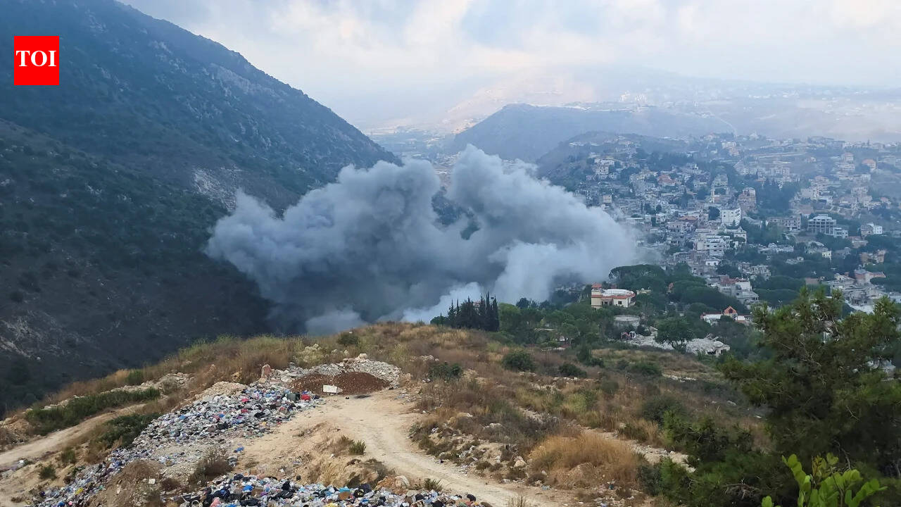 Israeli strikes kill four, injure 20 in southern Lebanon