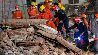 Delhi building collapse: FIR registered against 'owner' Hariram, renovation work under scanner