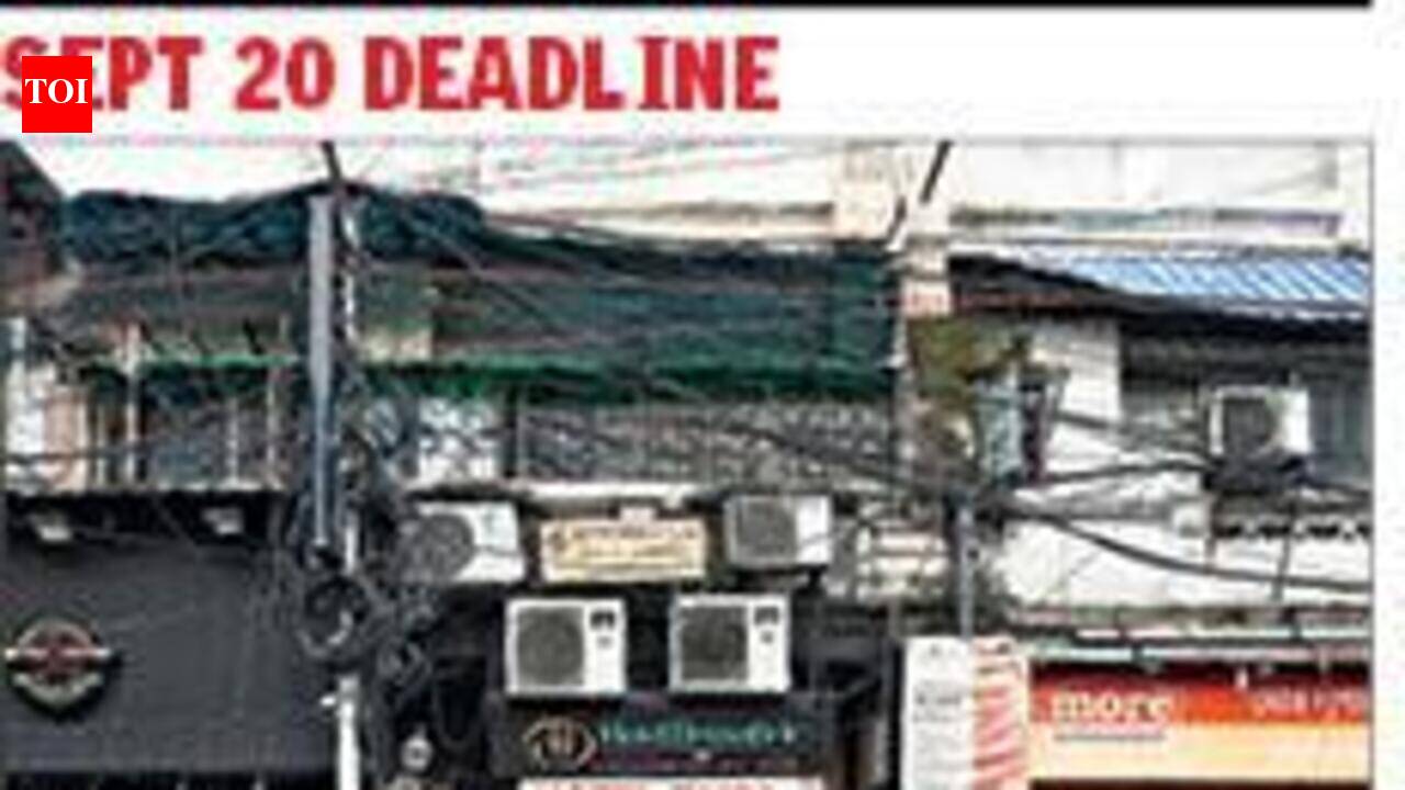 500 of 4K Kol hotels checked after Free School Street fire