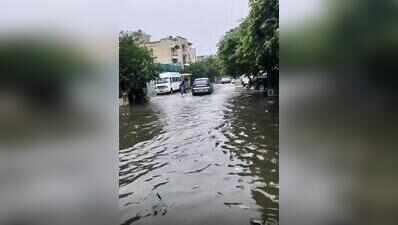 Drains choked, water overflows onto roads in Shalimar Garden after rain