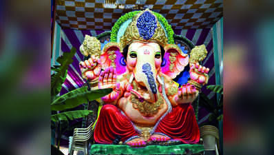 BTech student dies during Ganesh procession, family blames loud music