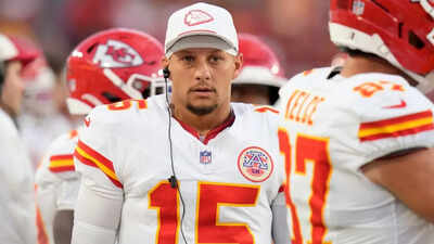 "We don't know if Mahomes can move": Patrick Mahomes injury concern grows as Chiefs quarterback faces crucial test after surgery