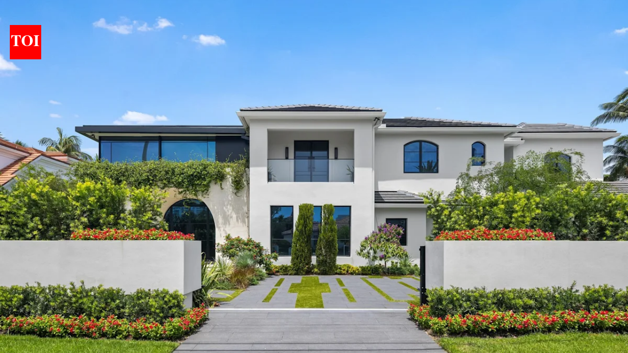 Inside a $25 million Florida mansion with AI controls and 150 feet of Boca Raton waterfront