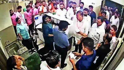 Shiv Sena leader Rahul Gharat arrested in Palghar hospital doctor assault case