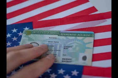 Ex-USCIS officer arrested in Texas for allegedly taking cash to approve, fast-track immigration benefits
