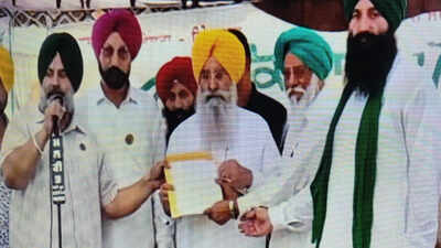 Punjab farmers call off week-long protest after govt gives written assurances