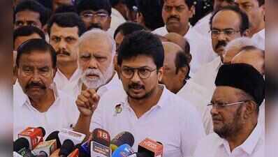 Udhayanidhi targets Vijay, says CM evaded 15 questions, hid behind ‘punch dialogues’