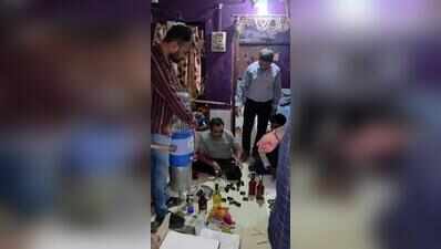 Spurious liquor making unit busted in Morbi; 5 nabbed