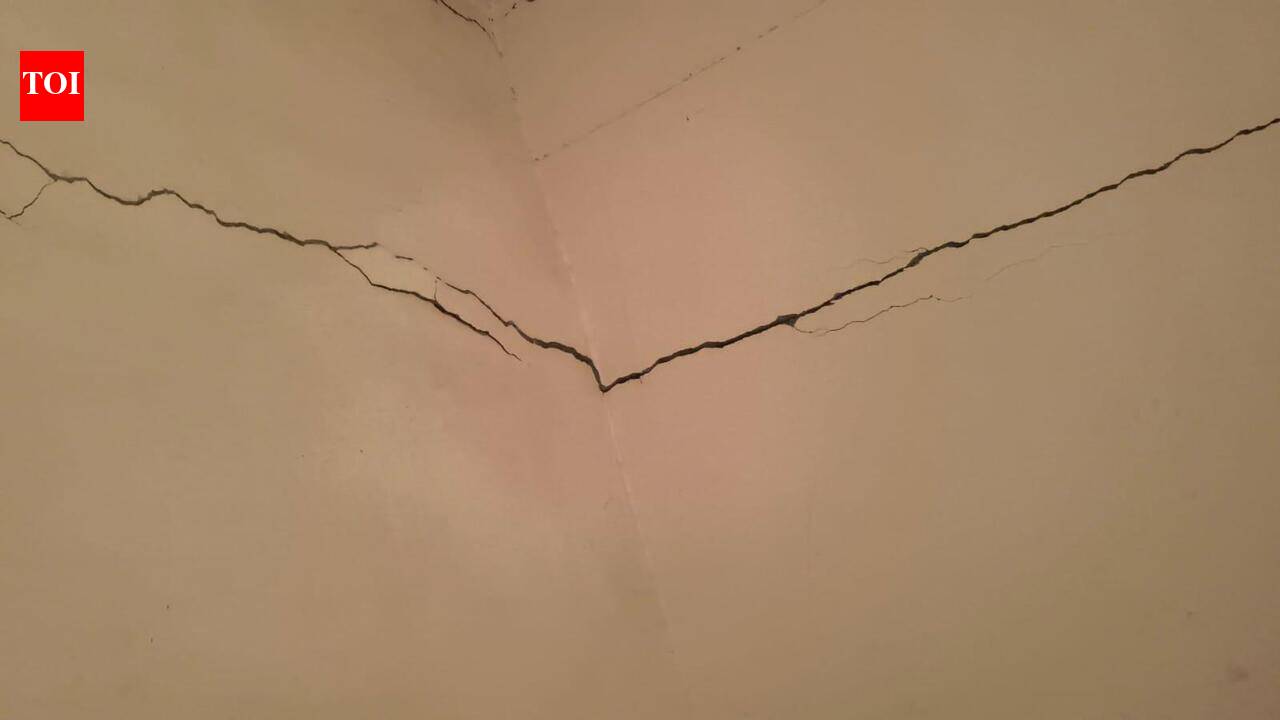 Wall cracks, floor subsidence at Gzb school building just 7 years after handover