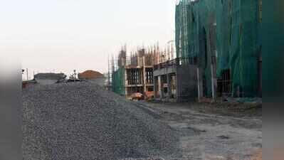 Noida seeks new agency to complete Golf Course project