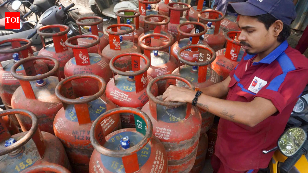 Rural area LPG booking period reduced from 45 to 25 days