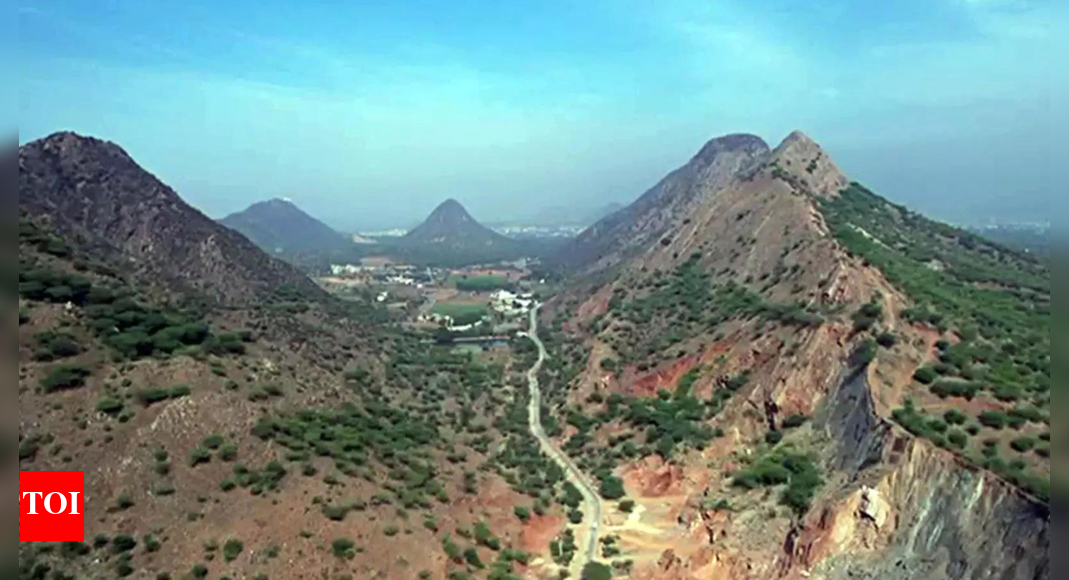 SC rejects panel's plea for 6 more months to define Aravali hills & ranges