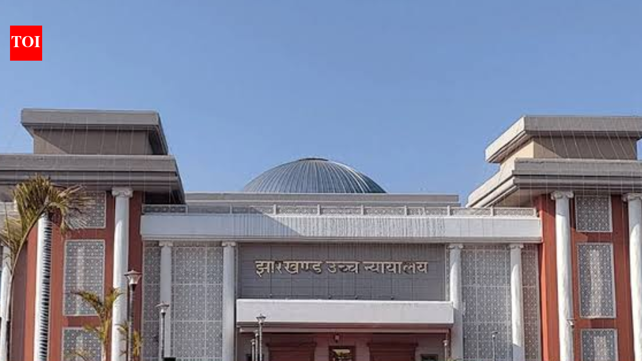 Night entry, lifting clothes don't amount to rape bid: Jharkhand HC