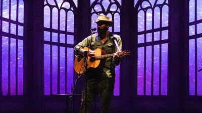 Ray LaMontagne collapses on stage during the Nashville show due to dehydration; team updates say he 'is in good hands with the local EMS and…’