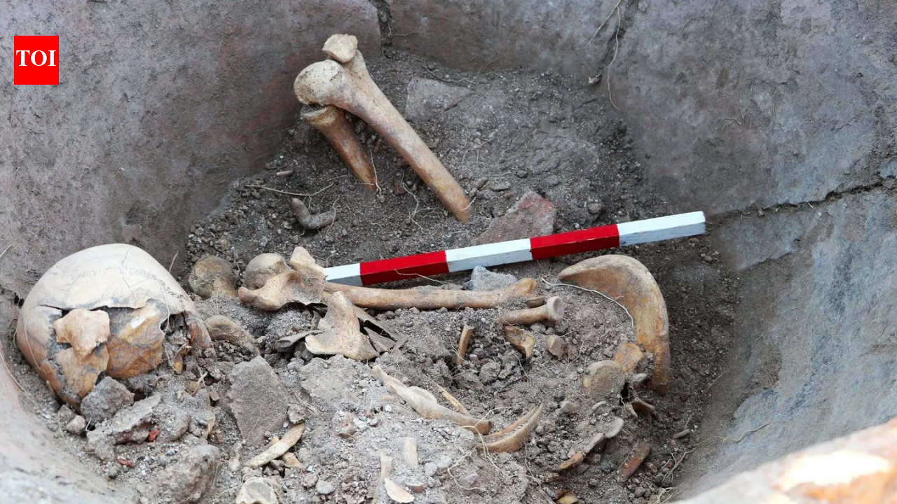 Man hid inside a Roman storage jar 1,600 years ago; archaeologists uncover his final moments