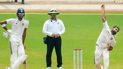 Duleep Trophy Final: Mohammed Shami turns the screw as South Zone stumble at 242/6, trail by 466 at stumps on day 3