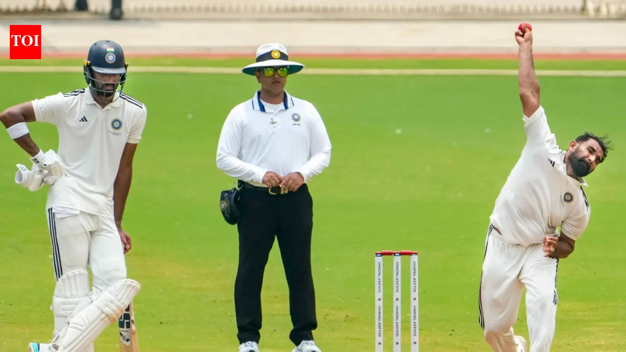 Mohammed Shami turns the screw as South Zone stumble at 242/6, trail by 466 at stumps on day 3